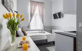 Primero Elegant Apartments Krakow Old Town